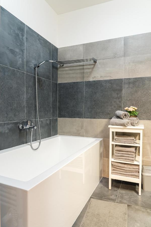 Apartment Lucy - Primo Tatry Stary Smokovec Vysoké Tatry المظهر الخارجي الصورة